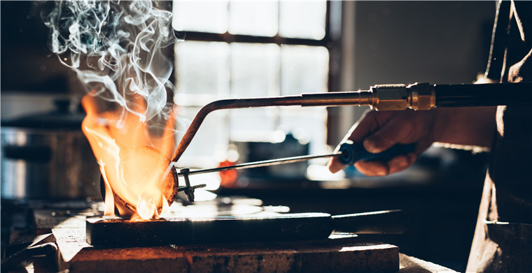 入一行专一行，饰品老工厂用14年时间不断打磨自身供应链