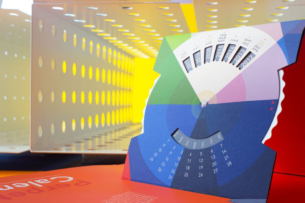 一个天文馆书，它相当于吉他、电话放大器