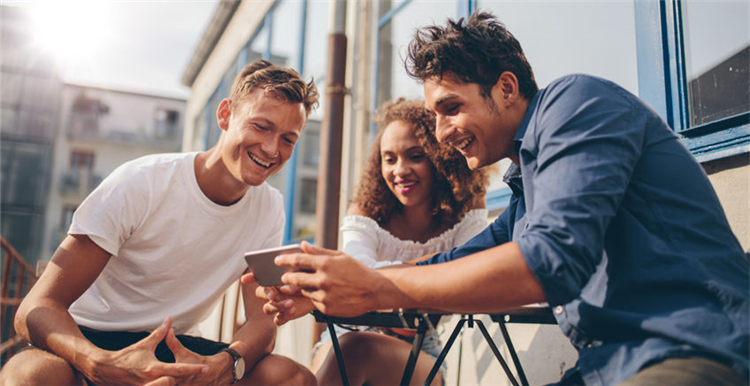 Facebook手机版寻找好友的来源有几项？