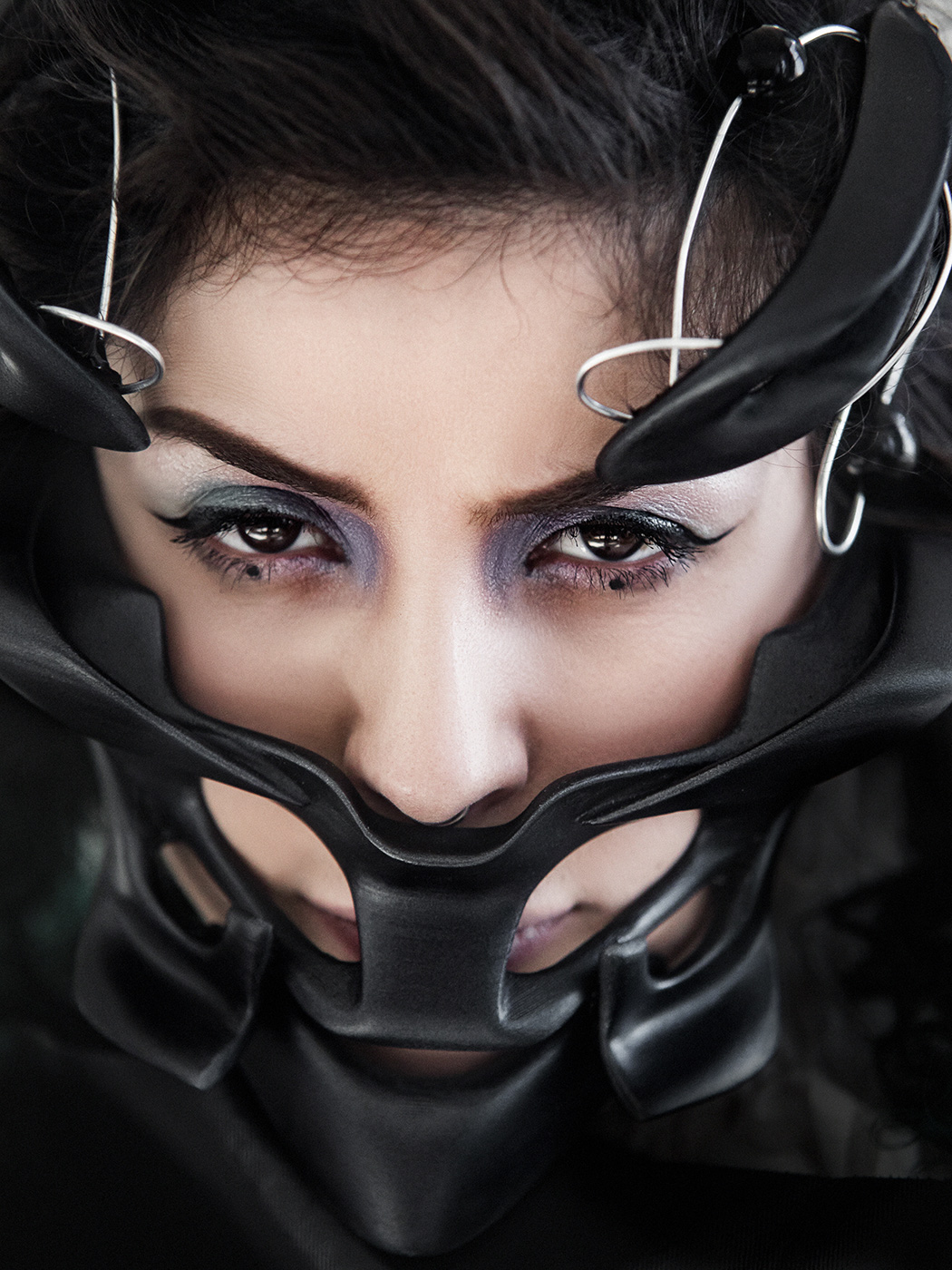 心灵感应超现代的面具，与未来连接