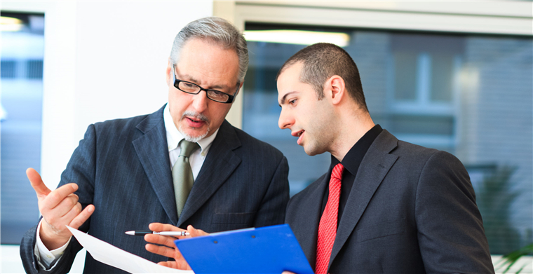 亚马逊卖家从传统制造到跨境电商，怎么做到多年销量暴增