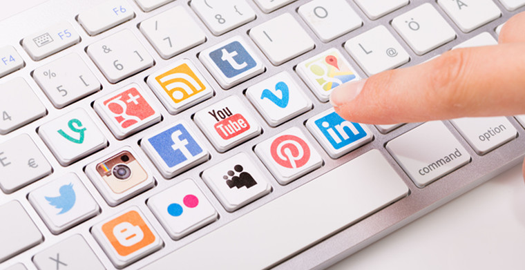 如何利用PicSee把YouTube视频分享到Facebook上