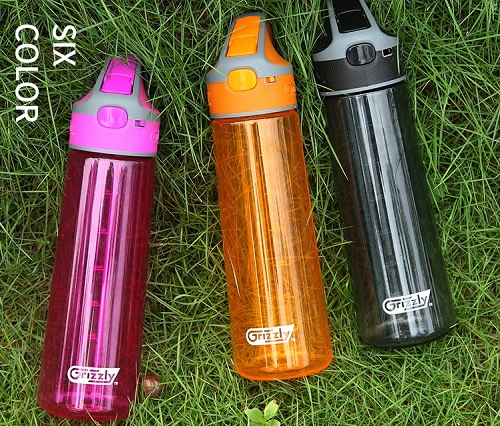 户外市场流行热卖品，一键开合吸管水杯