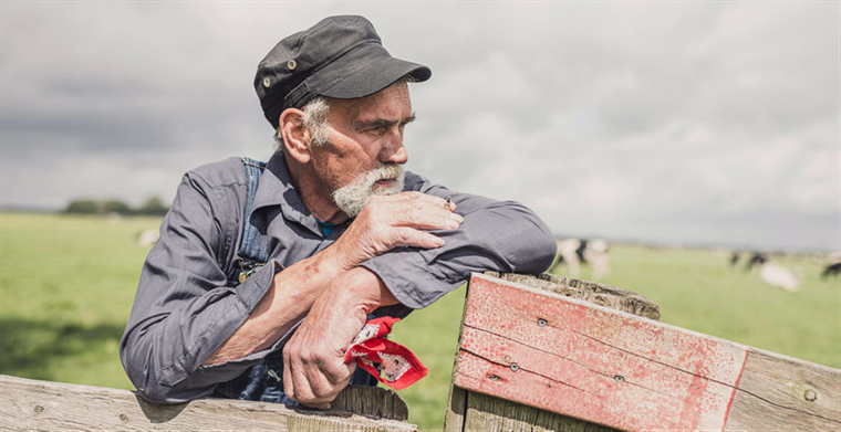 中美贸易战：你以为咱吃亏了？美国农民才是最大的冤大头！