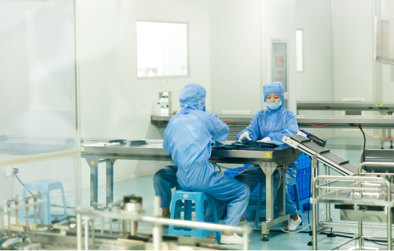 从电视到电商，美妆工厂创品牌简史