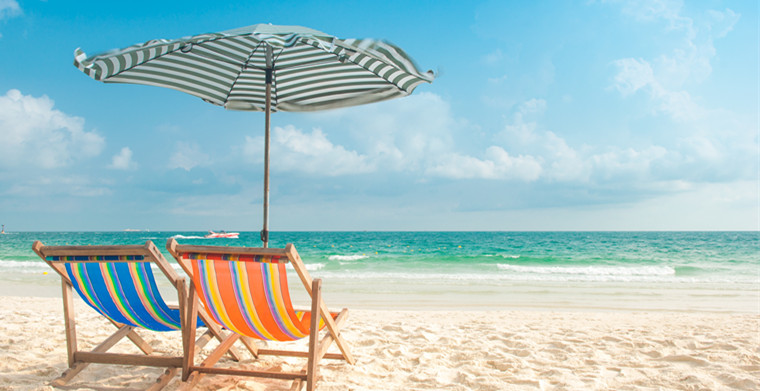 选品：聚焦夏日海滩上最亮丽的风景线—女性泳装