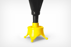 会“倒立”的伞