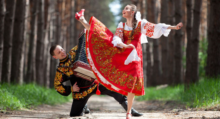 在俄罗斯投广告，哪个搜索引擎的ROI更高？