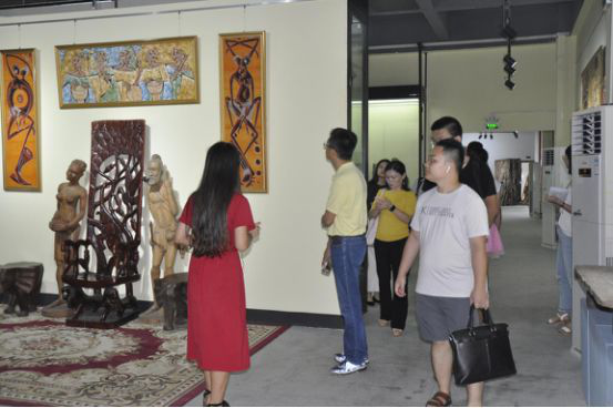 在貌似“沉寂”了两三年以后，Amanbo重新归来