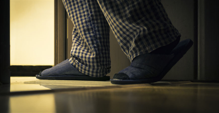 选品推荐：亚马逊上那些有“爆款”潜质的男士拖鞋