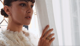 经典巴黎: 精致女性的象征