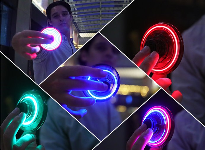 一夜走紅國外！這款會飛的玩具能否像“指尖陀螺”，成為爆款？