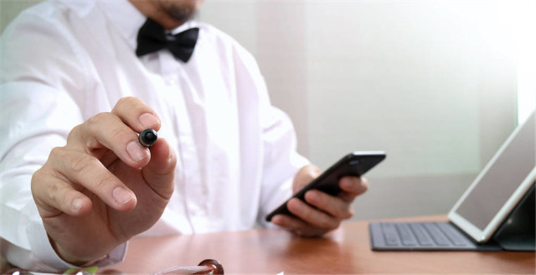 【10年收款】“费率”诱惑性锐减，亿级大卖如今这样选跨境收款工具