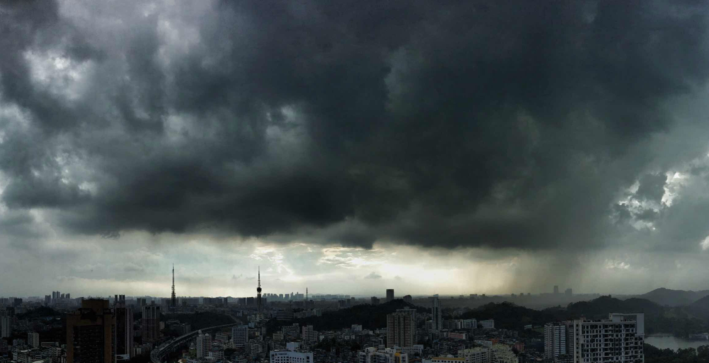 欧美市场“变天”预警！意大利被逼“封”，空派物流价格暴涨