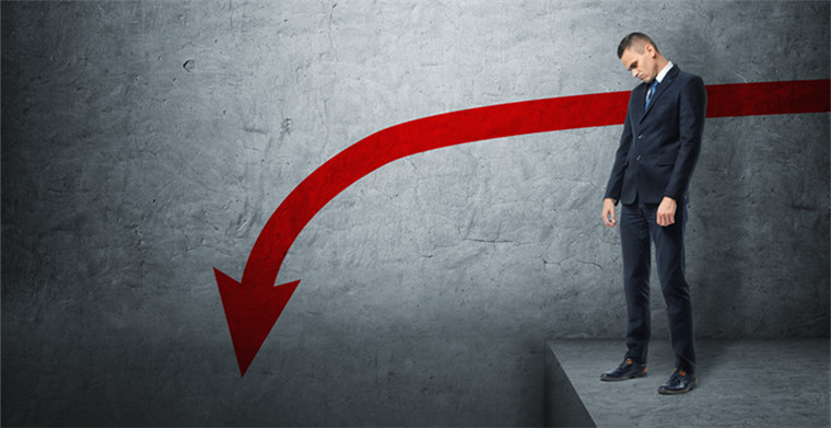 爆料：亚马逊美国服饰跌幅超30%，未来一周销量走势是关键