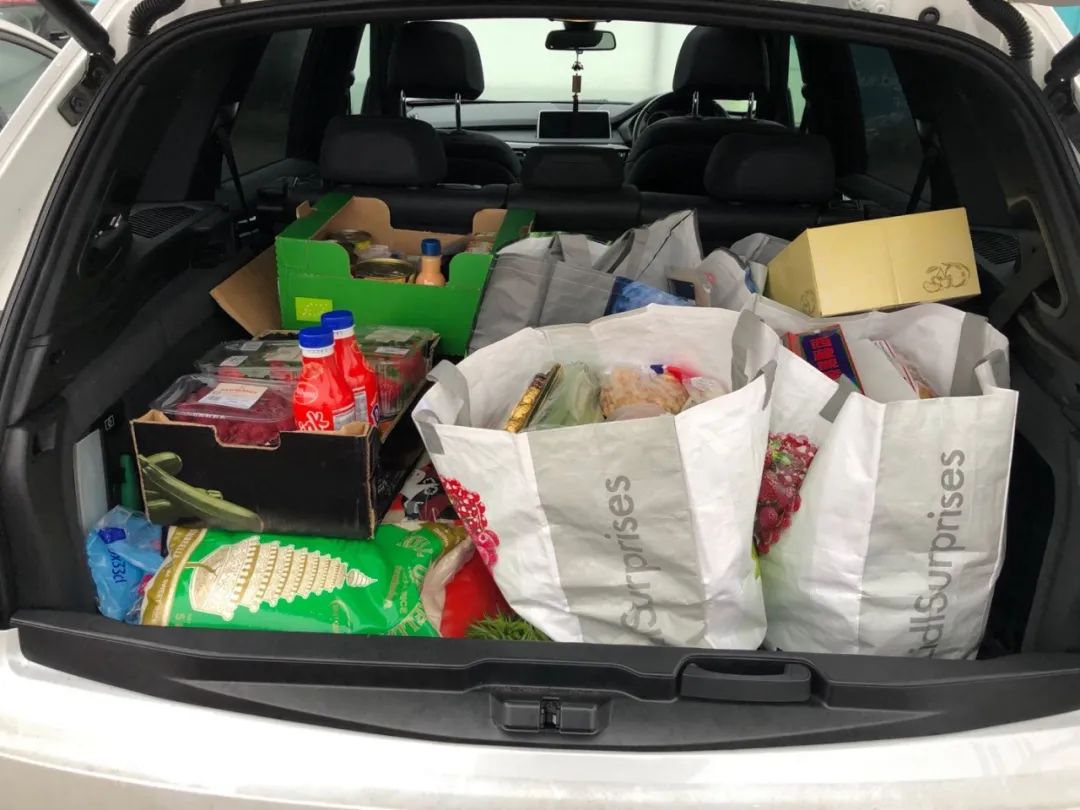 欧洲疫情爆发，英国当地抗疫记录以及当地政府对于相关企业扶持政策