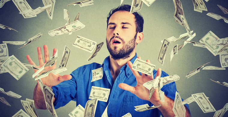 跨境卖口罩被指“发疫情财”，是道德绑架？还是商言商？