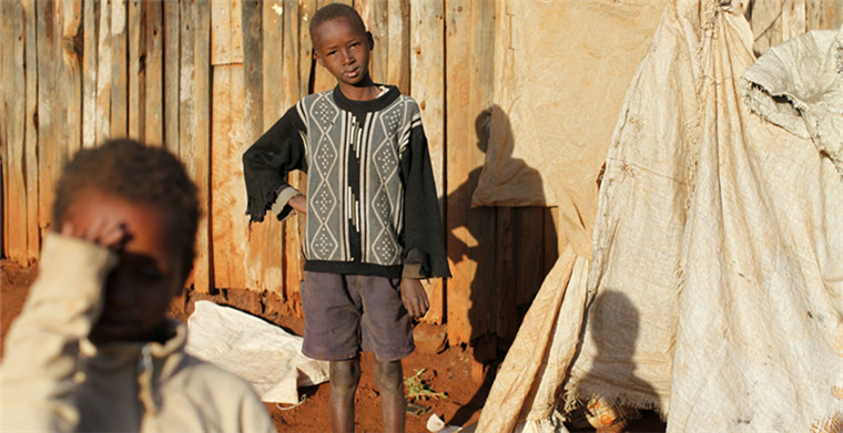 亚非拉疫情最新消息，非洲确诊4.3万，印度4.6万，贫民窟或将大爆发