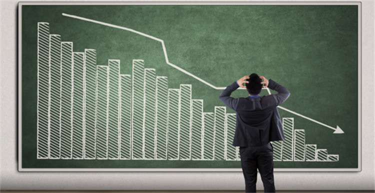 惨！12个FBA仓库暂停接收FedEx！大量跨境包裹在地摊贱卖…