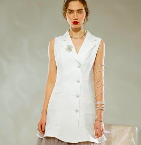 如何在Ready to ship海蓝中斩获fashion行业市场商机