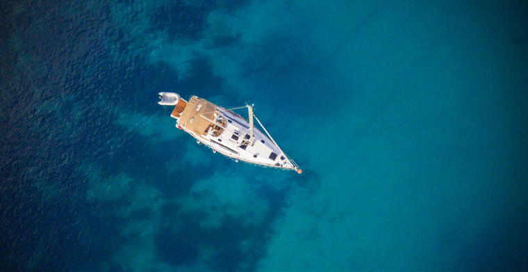 天津海关打通10亿吨级海上油田原油出口通道