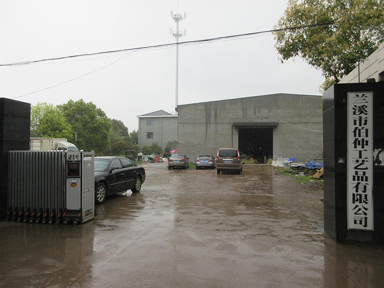 工厂揭秘丨伯仲工艺品：通过多国质检的减压玩具，可年产2000吨