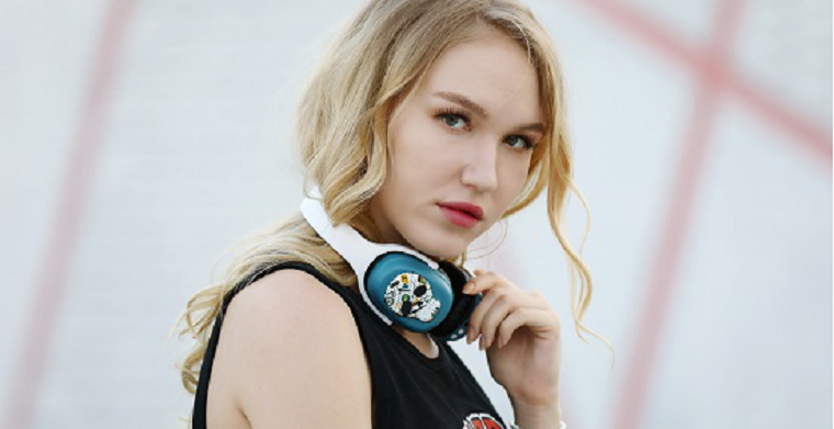 朋克力量骷髅头耳机