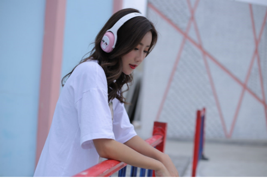 朋克力量骷髅头耳机