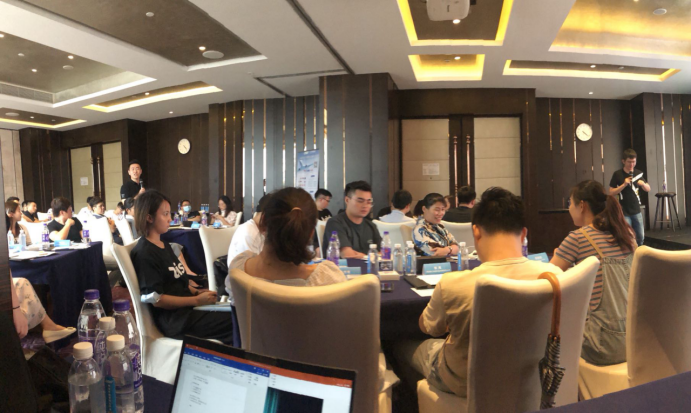 学不来深圳的“加班文化”？宁波亿级卖家摸索出一套特殊的运营打法