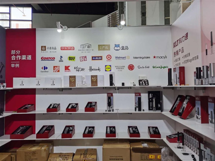 旺季前夕发了一篇产品推广文，结果微信被加爆