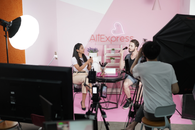 是中国的也是世界的 天猫双11见证全球动起来