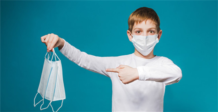 加州推新规定，预强制居民外出戴口罩