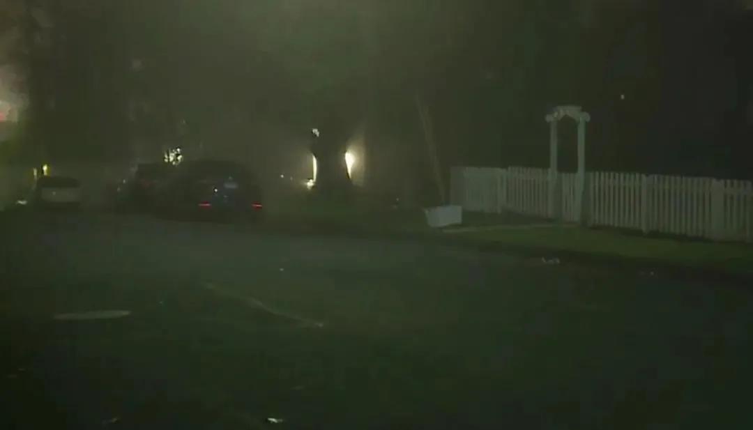 美国末端状况百出：UPS接连被抢，FedEx被亚马逊限制