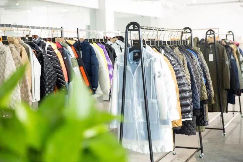 一跃成为全美羽绒服Best seller 欧绒莱为什么这么牛?