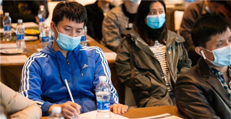 Anker黑五运营示例！2步加持爆单，花式冲抢流量提转化