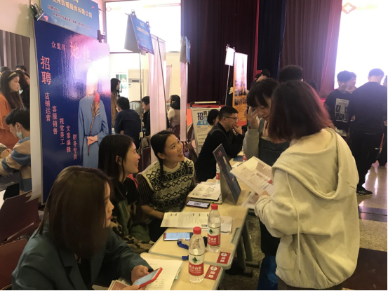 解決就業難，1688聯合5000家工廠進高校招聘電商人才