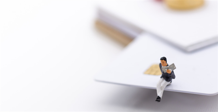 到底是速卖通利润低还是你运营模式有问题？看速卖通小产品如何赚大钱！