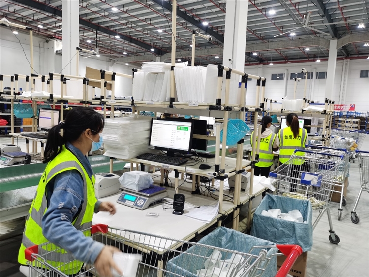 帮河北商家挽回5万美元订单，速卖通优选仓“春节不打烊”解决商家发货难题