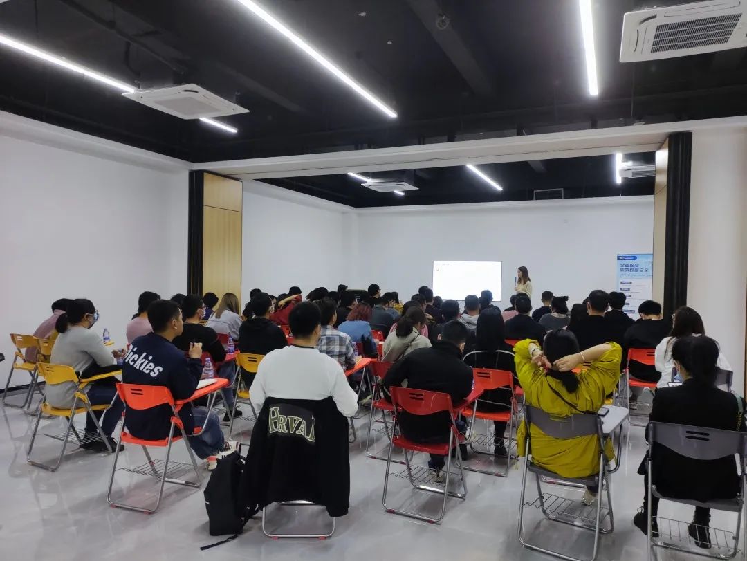 听课不惑 | 广告经理线下答疑活动，30+城市等你来