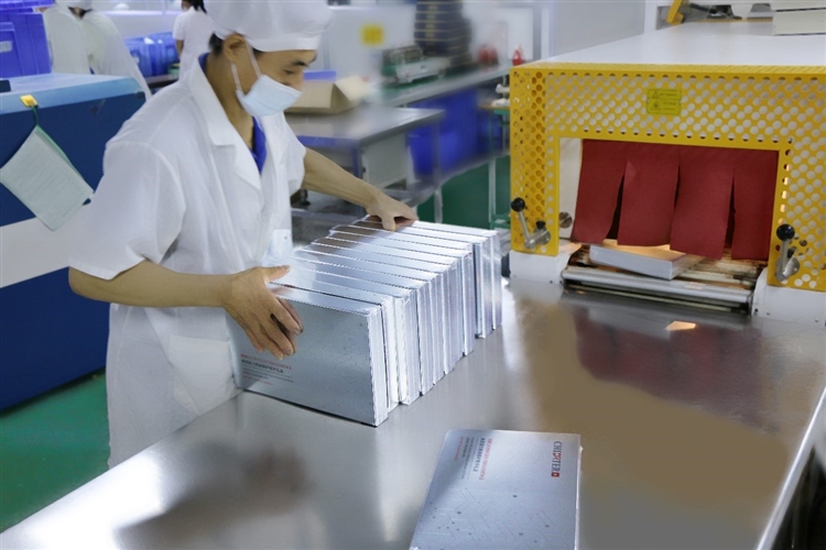 广东省商务厅与1688达成战略合作，让32万工厂学会内外贸两条腿走路