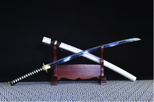 有产业链优势，海外需求属于中等偏上，它是…