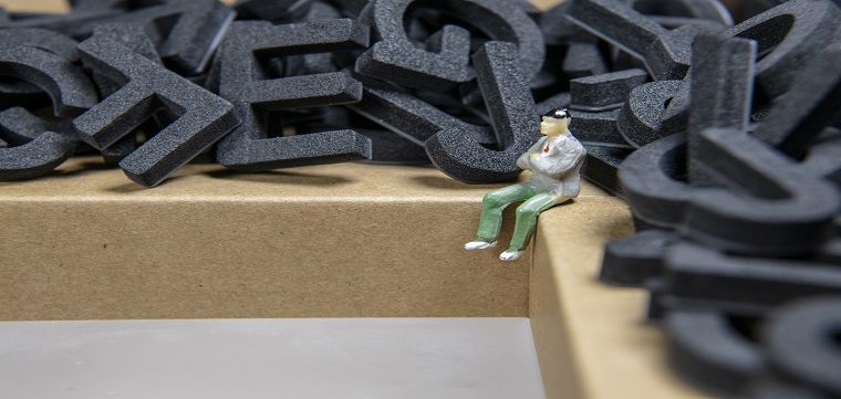 亚马逊评论多久会显示在前台？评论规则是什么？