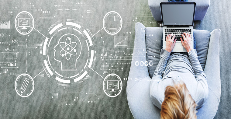 跨境电商卖家的财富经：90后美女创业2年做到单量第一，店铺日销4万单