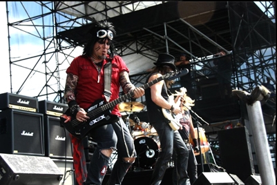 重拳出击！Gozilla、Motley Crue在八月立案4次，Snoopy、fox、Nirvana再次维权